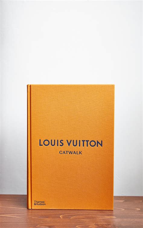 libri louis vuitton|louis vuitton coffee table books.